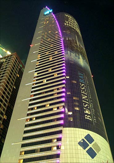 21st Century Tower (Dubai, UAE)