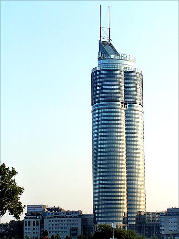 Millennium Tower (Dubai, UAE)